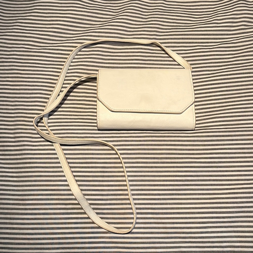 UO White Crossbody Bag